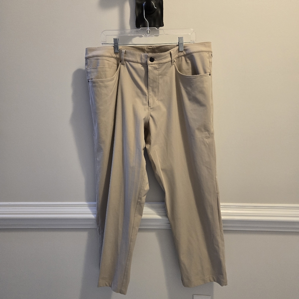 Lululemon mens pants tan Size 38